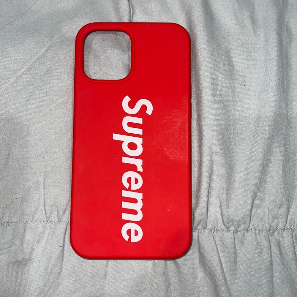 Supreme iPhone 13 Pro Max case